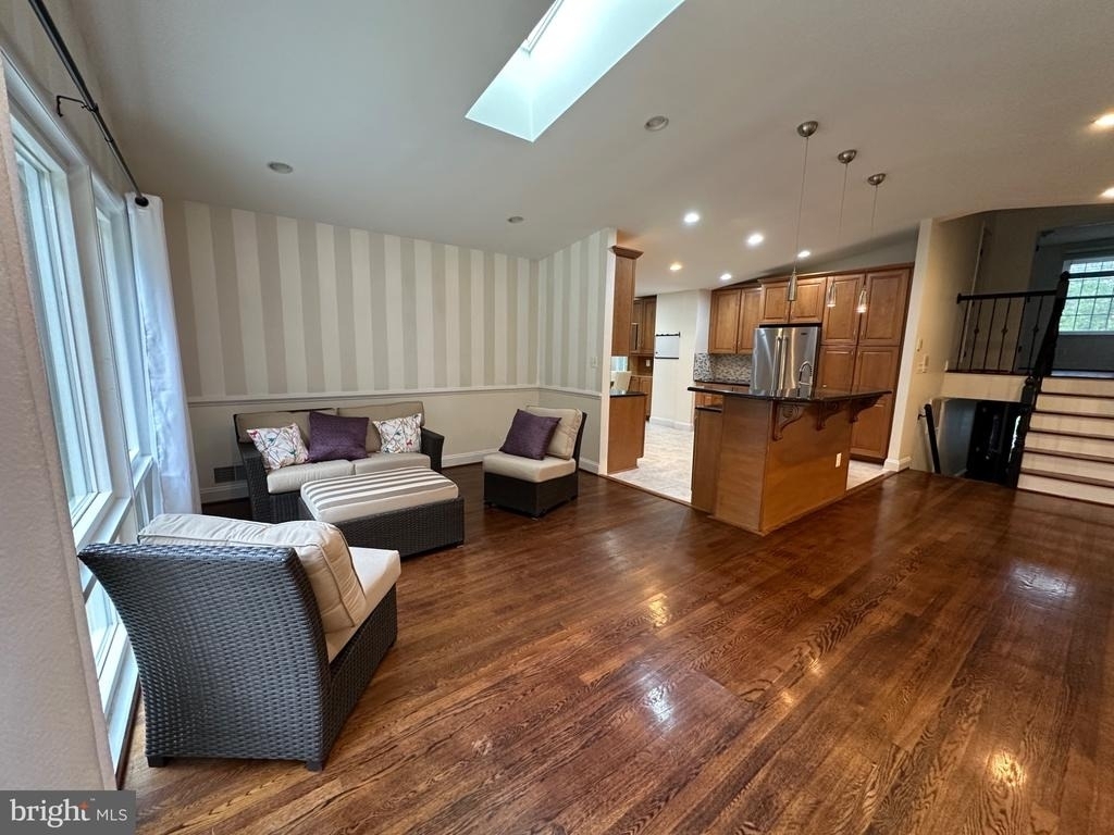 9203 Cedarcrest Drive - Photo 11