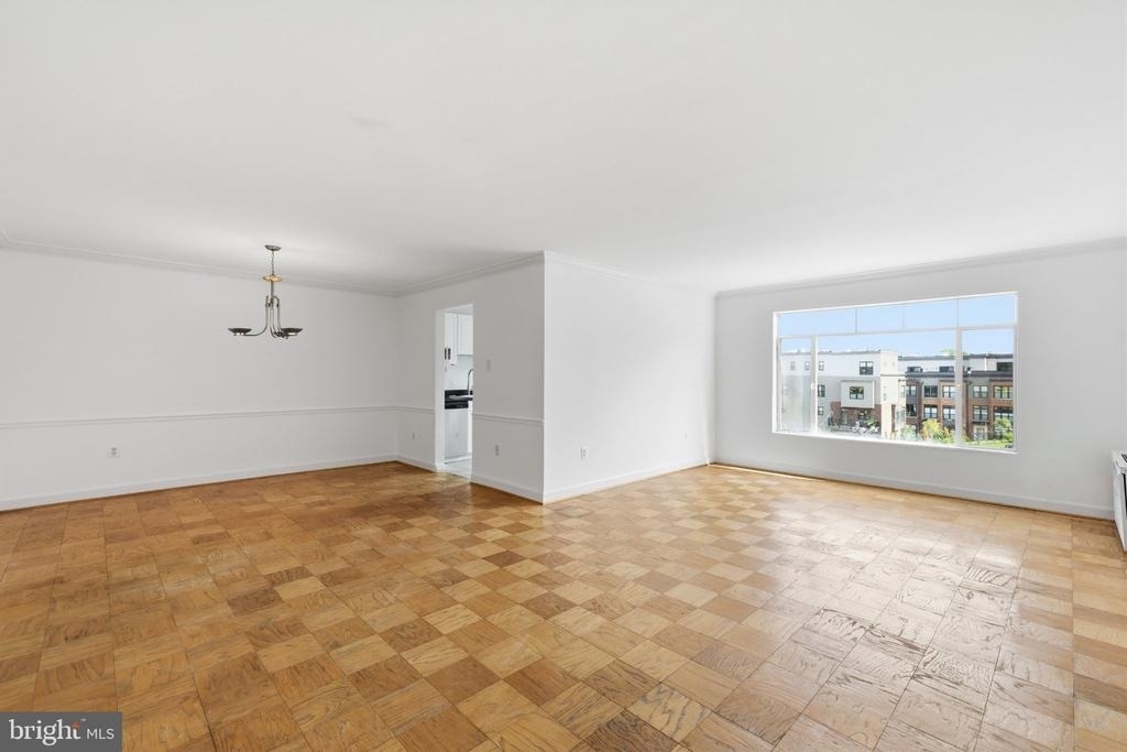 5301 Westbard Circle - Photo 11