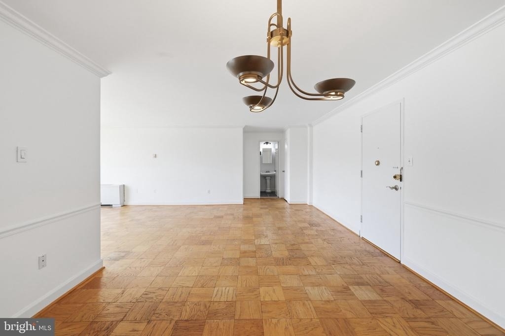 5301 Westbard Circle - Photo 17