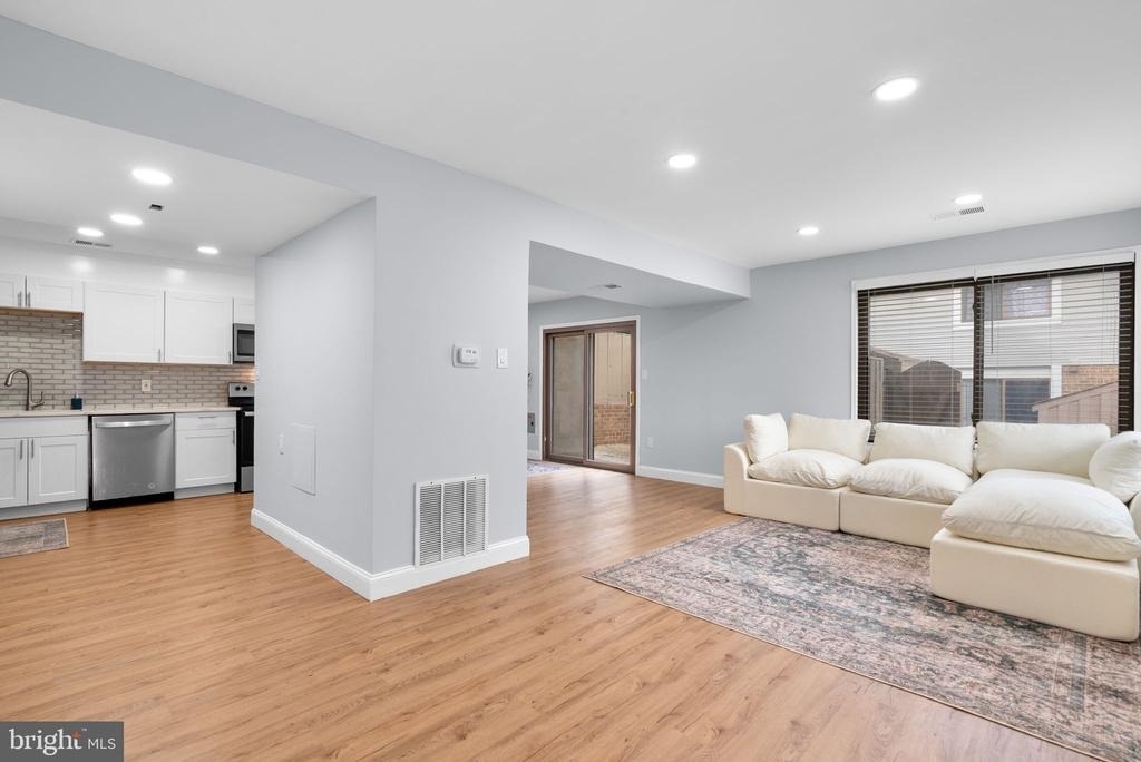 18734 Ginger Court - Photo 1