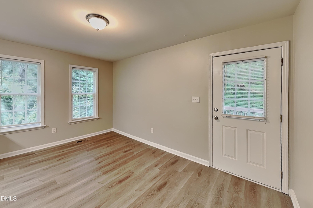 3012 Brittany Drive - Photo 3