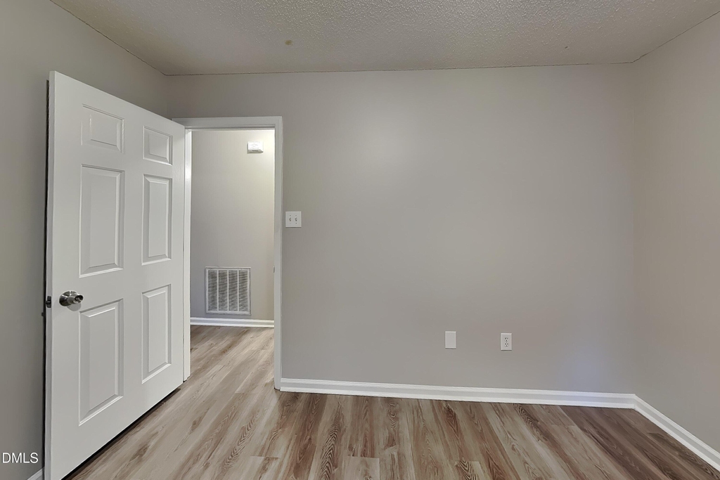 3008 Brittany Drive - Photo 11