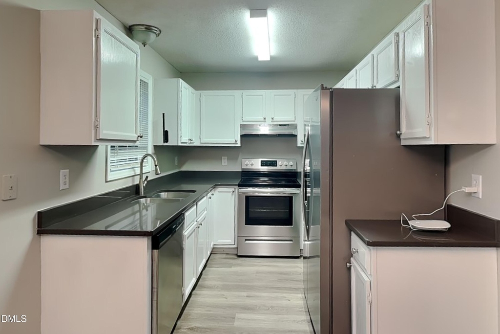 3008 Brittany Drive - Photo 5