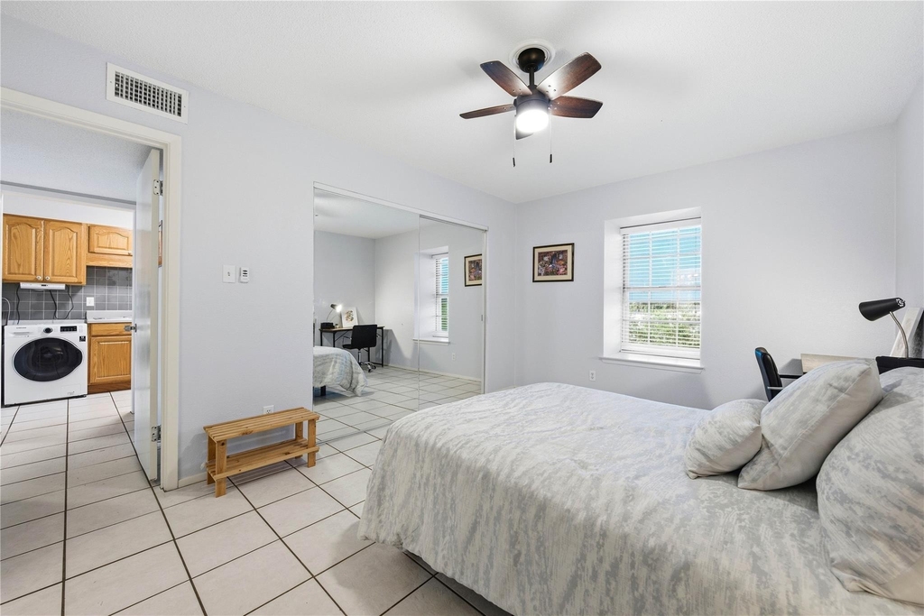2425 Ashdale Dr - Photo 9