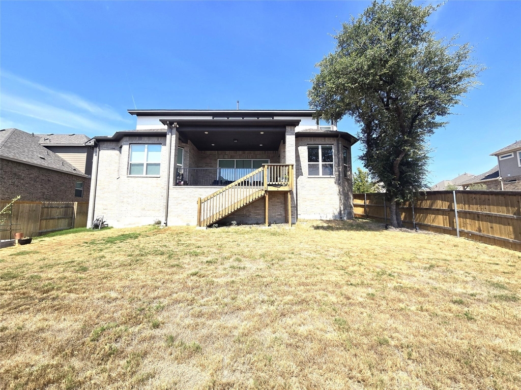 112 Texas Bluebonnet Trl - Photo 35