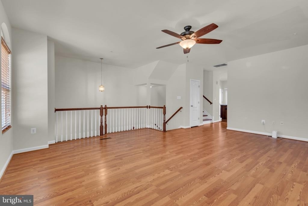 4934 Olympia Place - Photo 4
