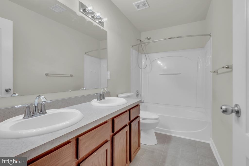 4934 Olympia Place - Photo 16