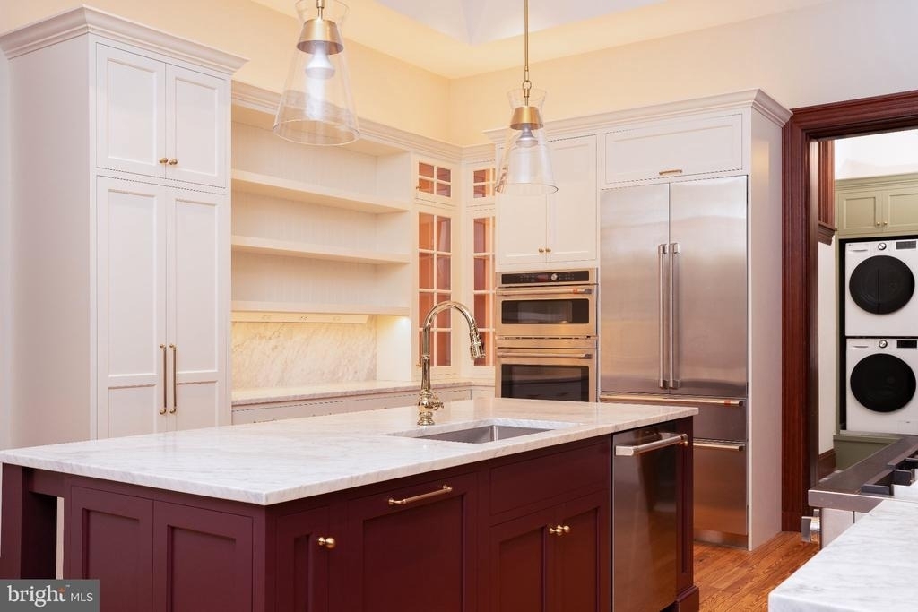 715 Washington Place - Photo 8