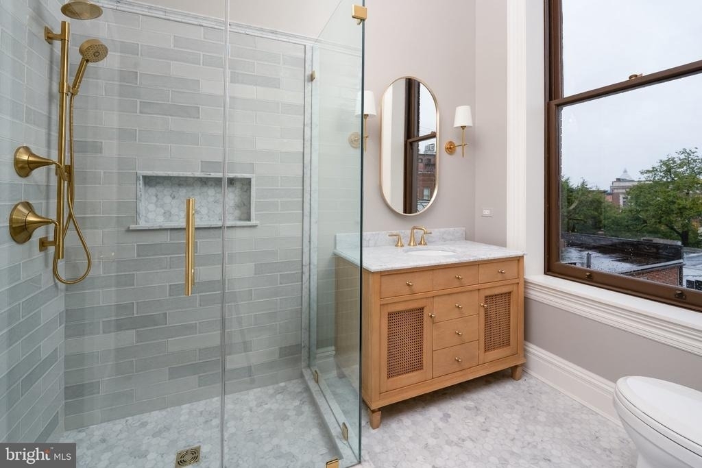 715 Washington Place - Photo 14