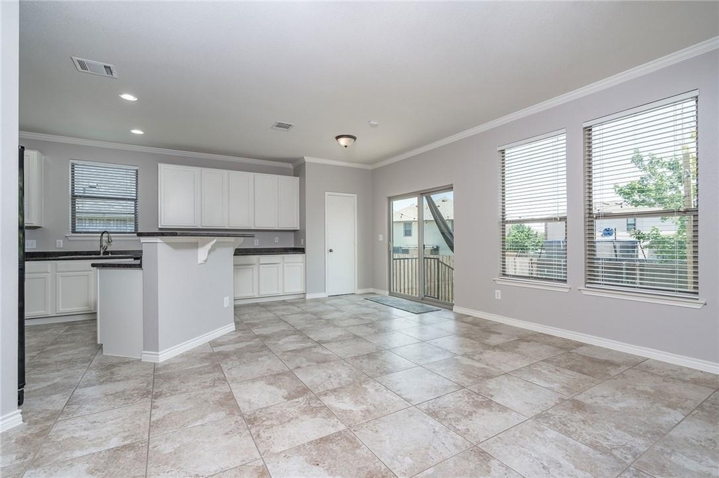 2116 Woodway Dr - Photo 10