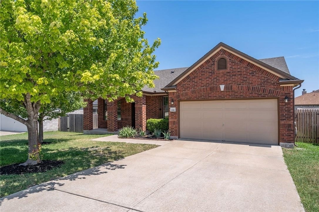 2116 Woodway Dr - Photo 2