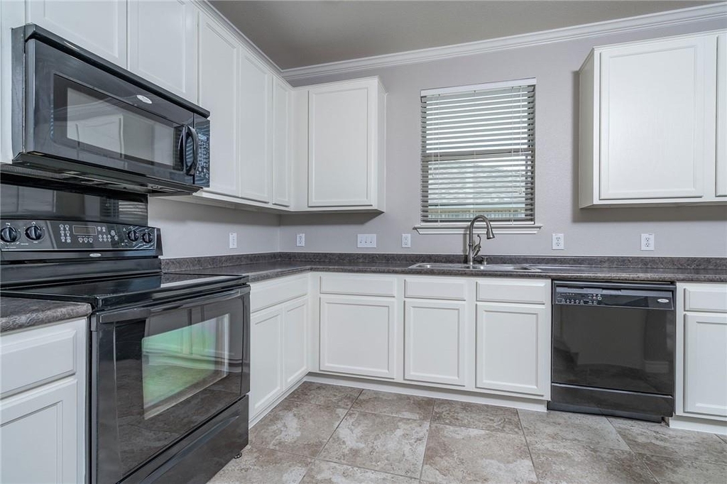 2116 Woodway Dr - Photo 14