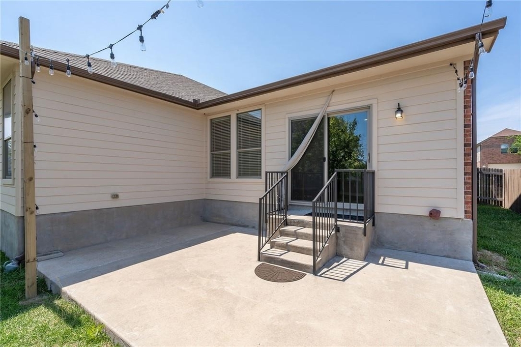 2116 Woodway Dr - Photo 25