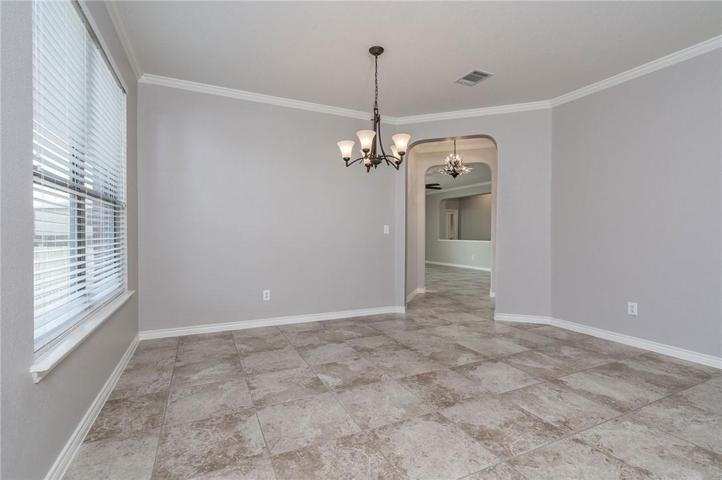 2116 Woodway Dr - Photo 7