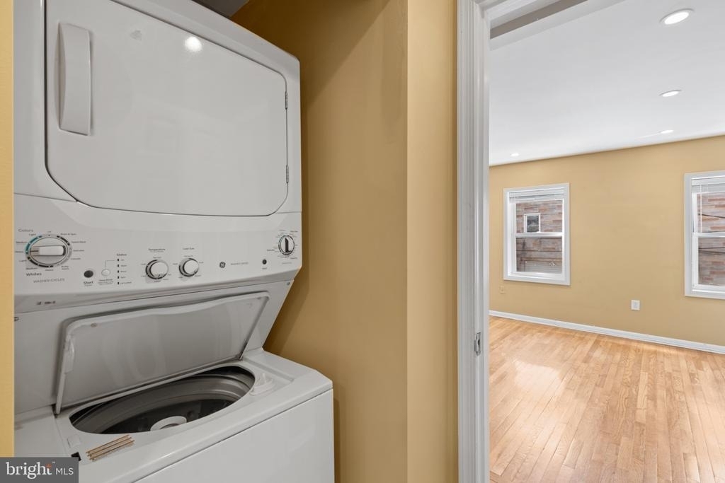 2204 Cambridge Street - Photo 15