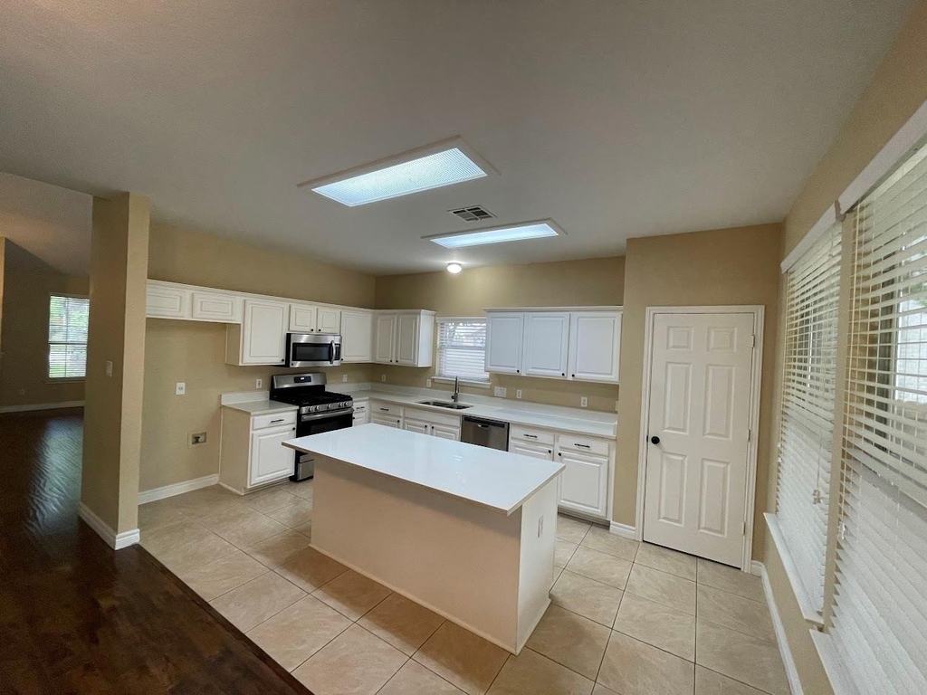 12829 Council Bluff Dr - Photo 4