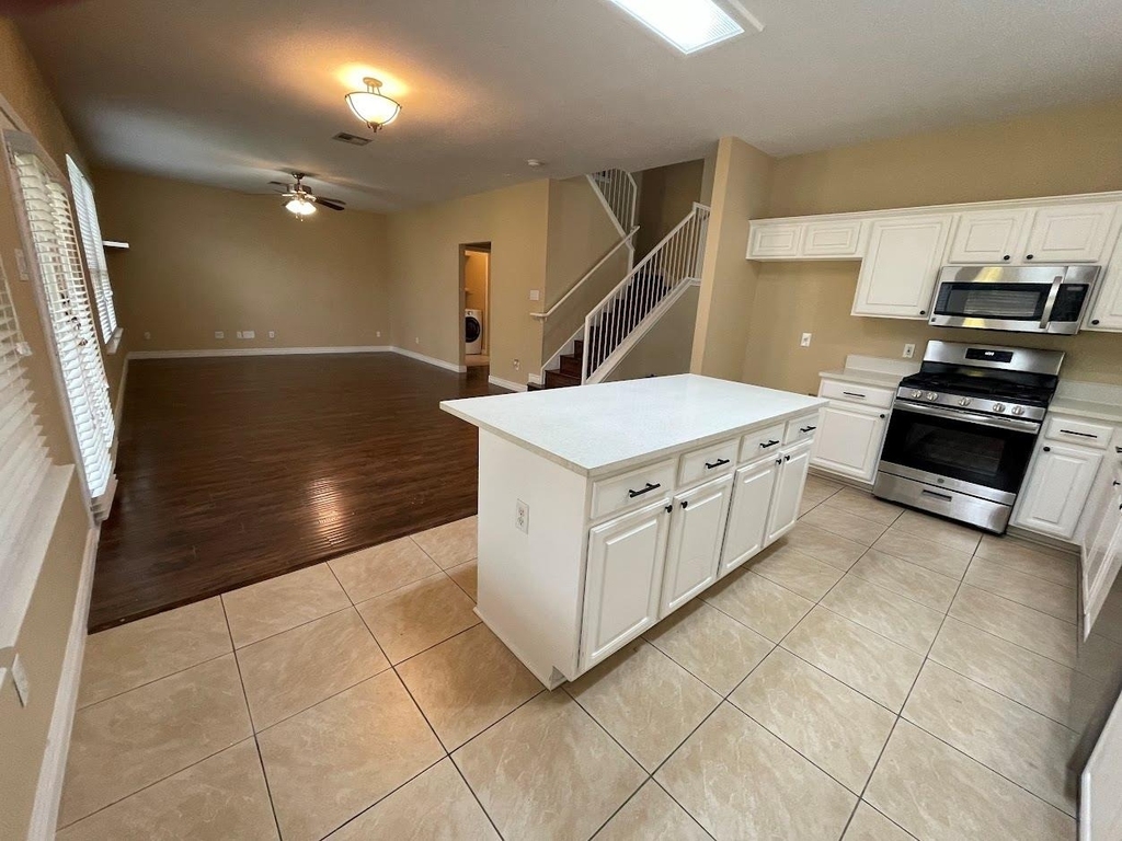 12829 Council Bluff Dr - Photo 2