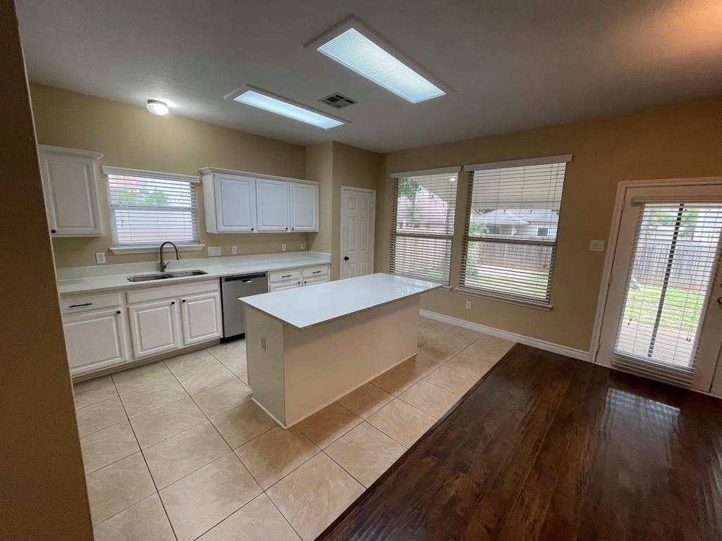 12829 Council Bluff Dr - Photo 5