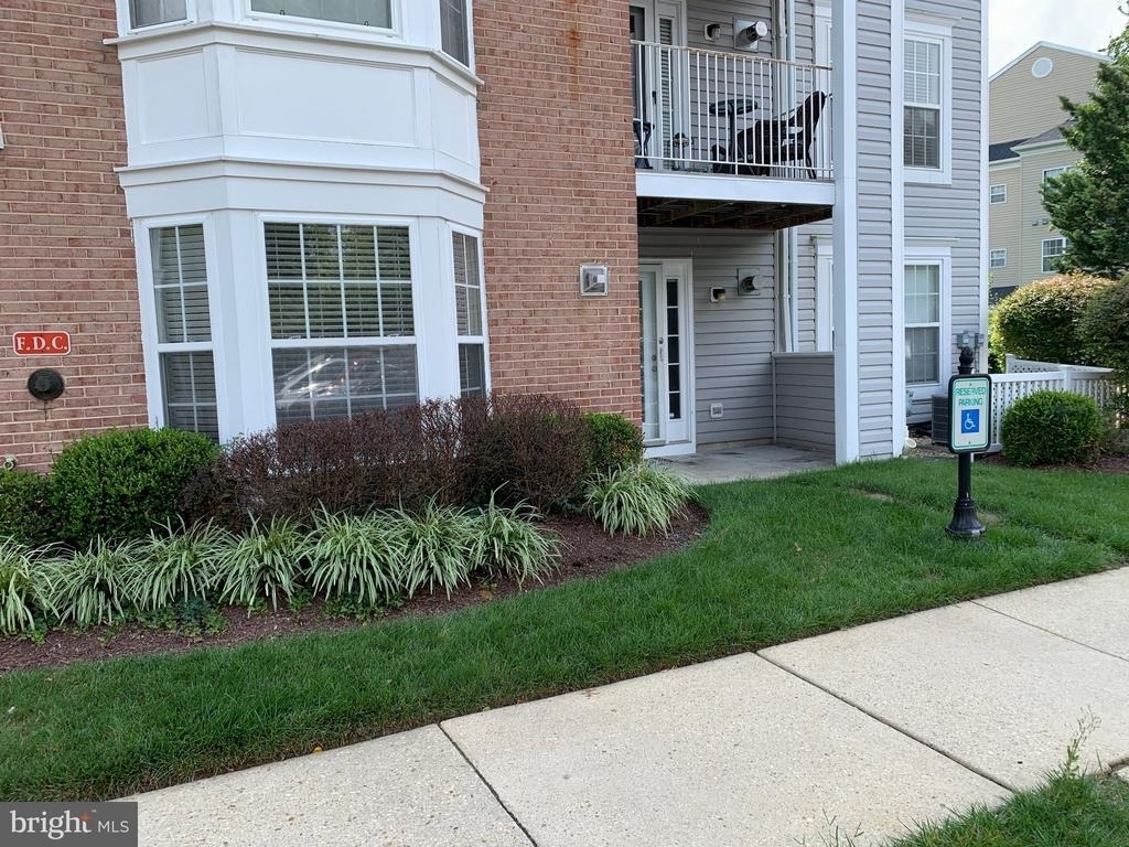 657 Burtons Cove Way - Photo 1