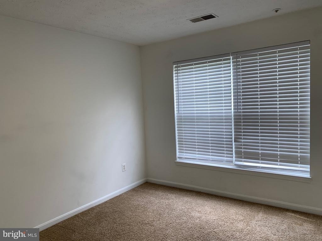 657 Burtons Cove Way - Photo 13