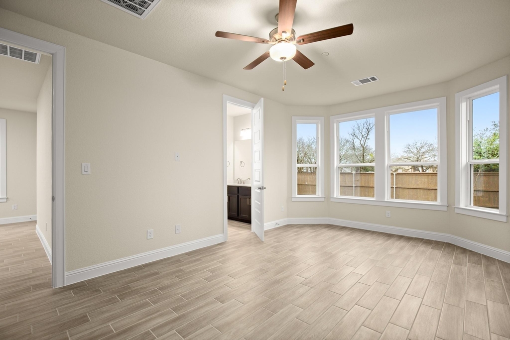 2605 Sam Bass Rd - Photo 3