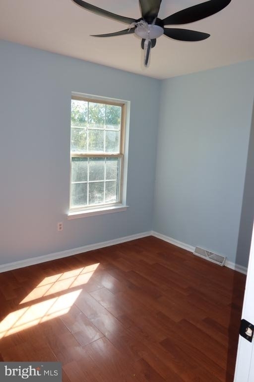 128 Thames Drive - Photo 11