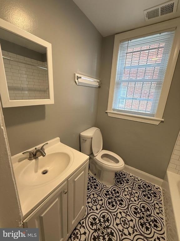 640 Girard Street Ne - Photo 14