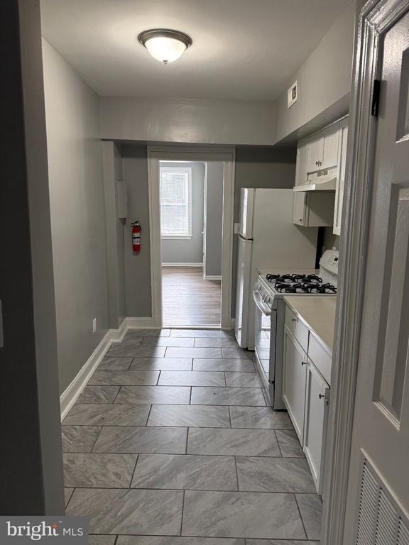 640 Girard Street Ne - Photo 1