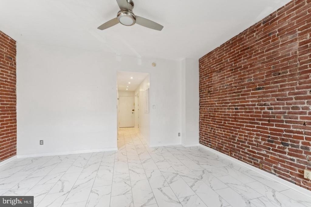 1718 Corcoran Street Nw - Photo 8
