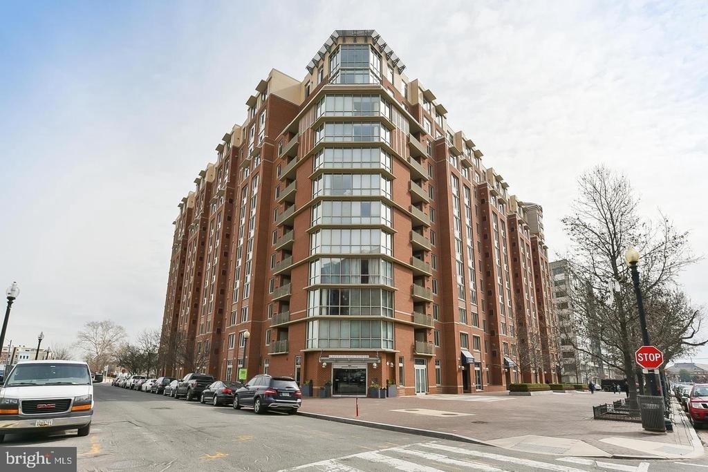 1000 New Jersey Avenue Se - Photo 0