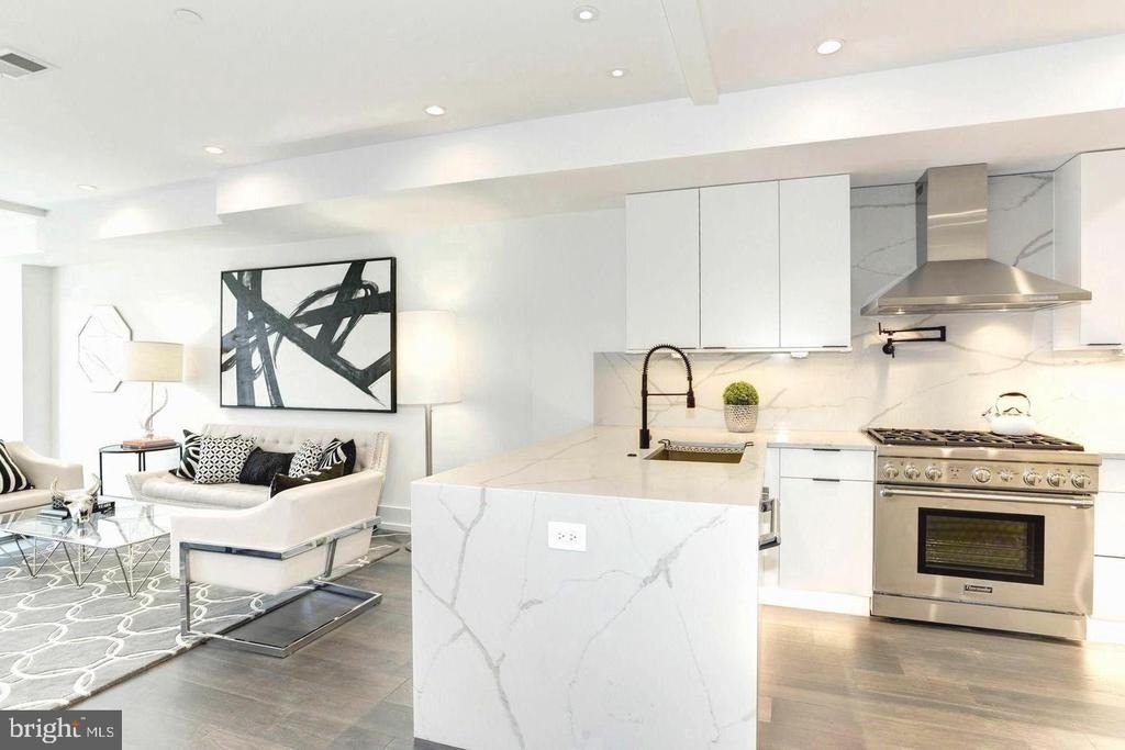 1817 Vernon Street Nw - Photo 4