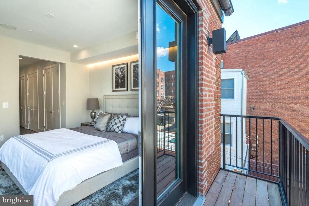 1817 Vernon Street Nw - Photo 19