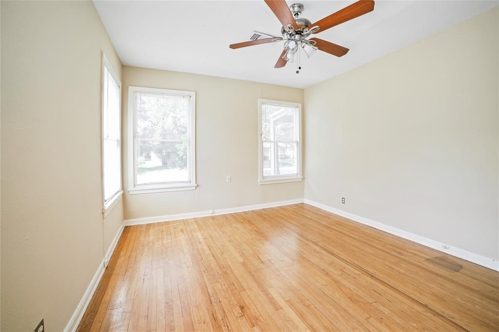 310 Franklin Blvd - Photo 9