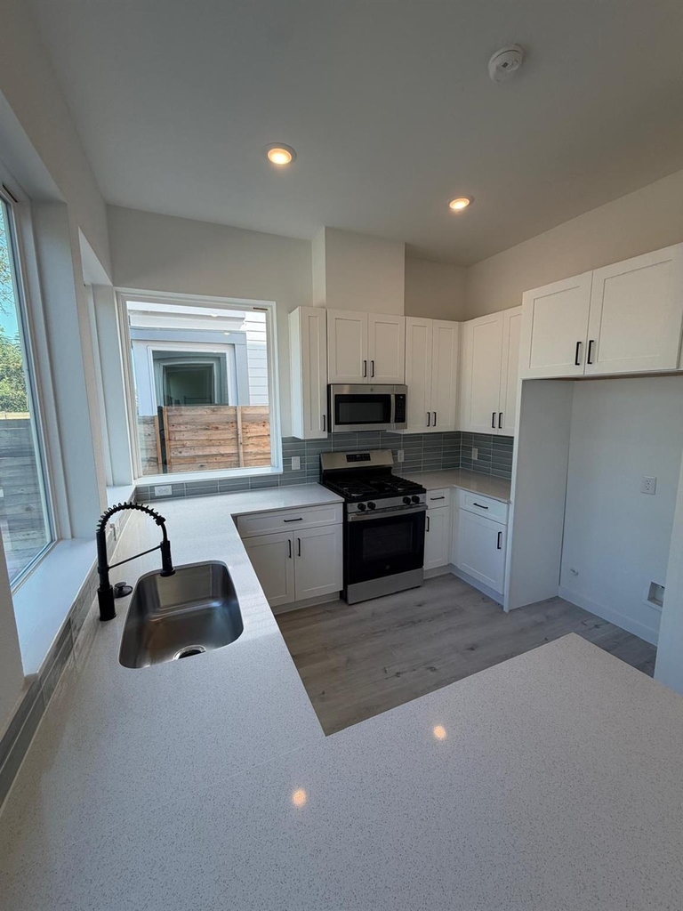 2000 Riverside Farms Rd - Photo 10