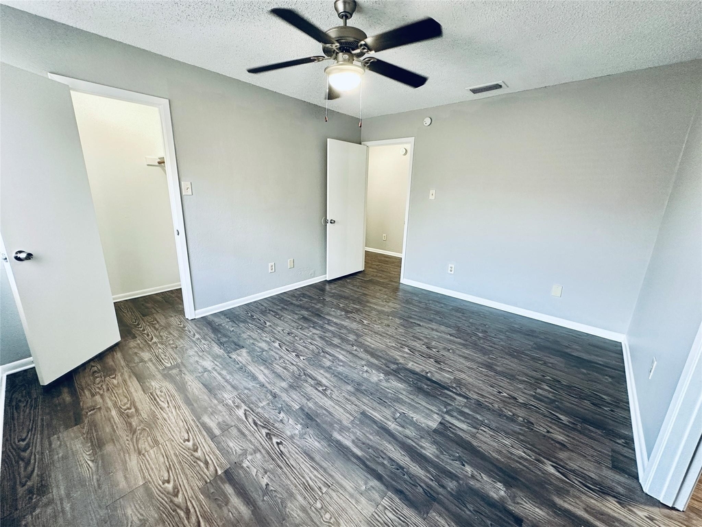 2612 Gwendolyn Ln - Photo 30