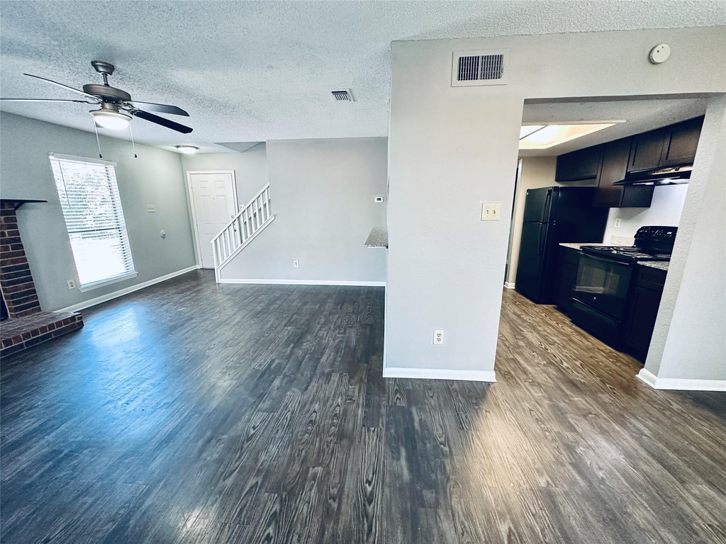 2612 Gwendolyn Ln - Photo 7