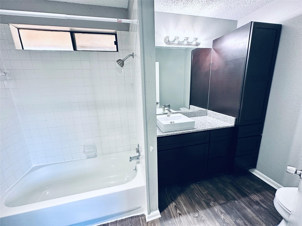 2612 Gwendolyn Ln - Photo 32