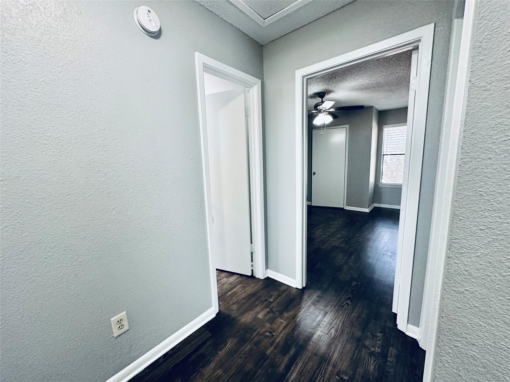 2612 Gwendolyn Ln - Photo 17