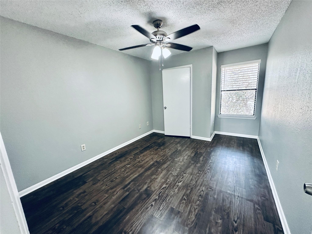 2612 Gwendolyn Ln - Photo 26