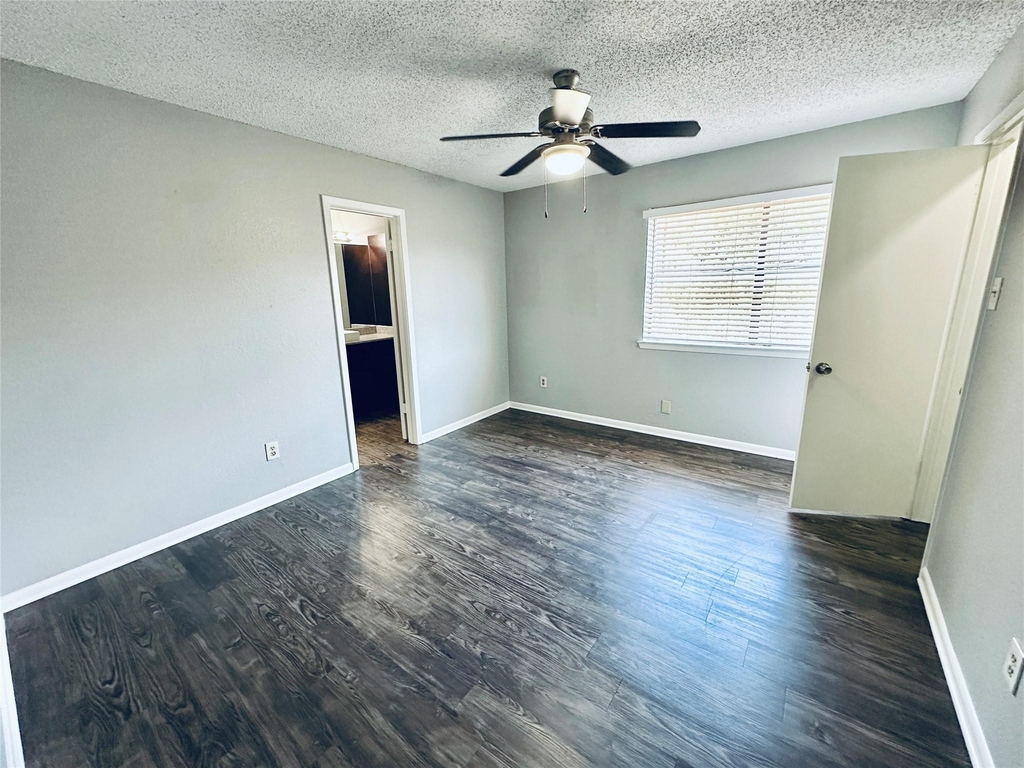 2612 Gwendolyn Ln - Photo 29