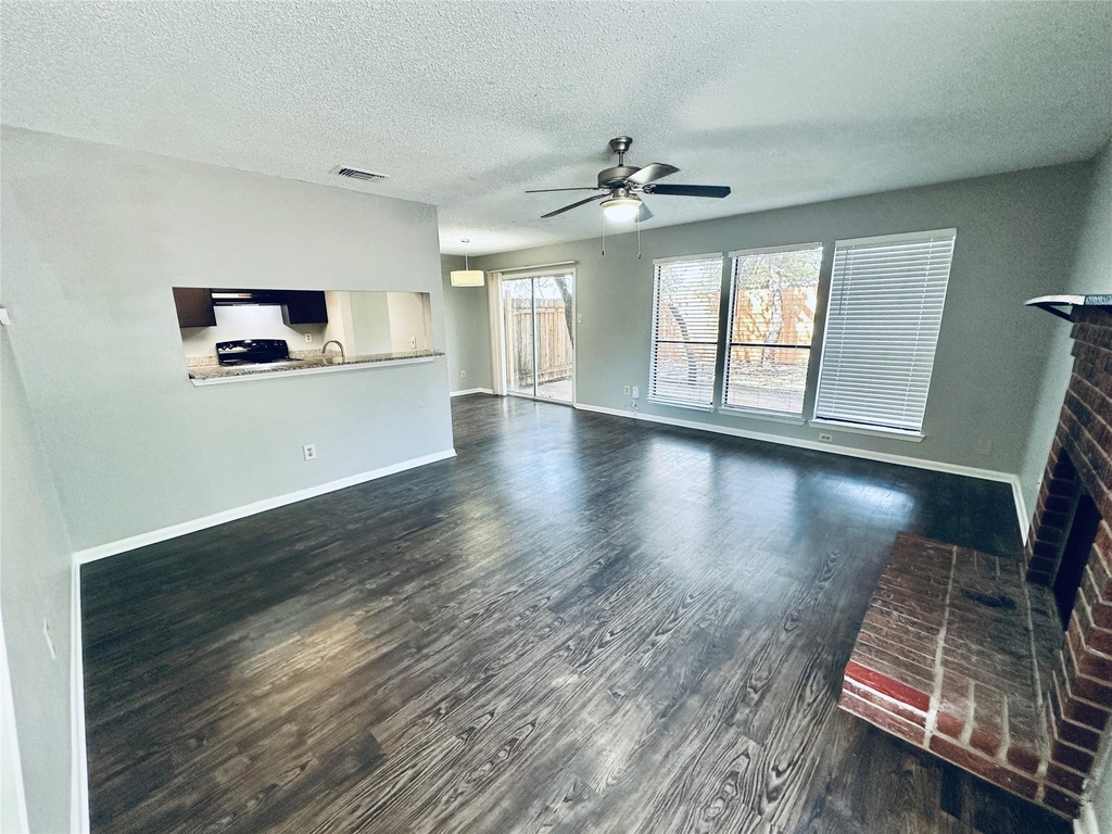 2612 Gwendolyn Ln - Photo 9