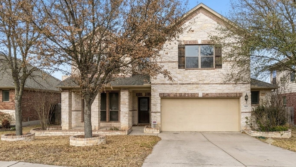 1628 Greenside Dr - Photo 0
