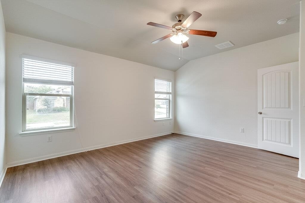 1900 Mexia Dr - Photo 12