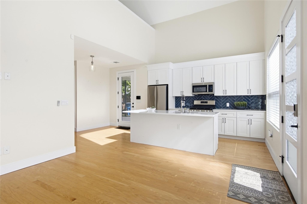 1416 Berene Ave - Photo 5