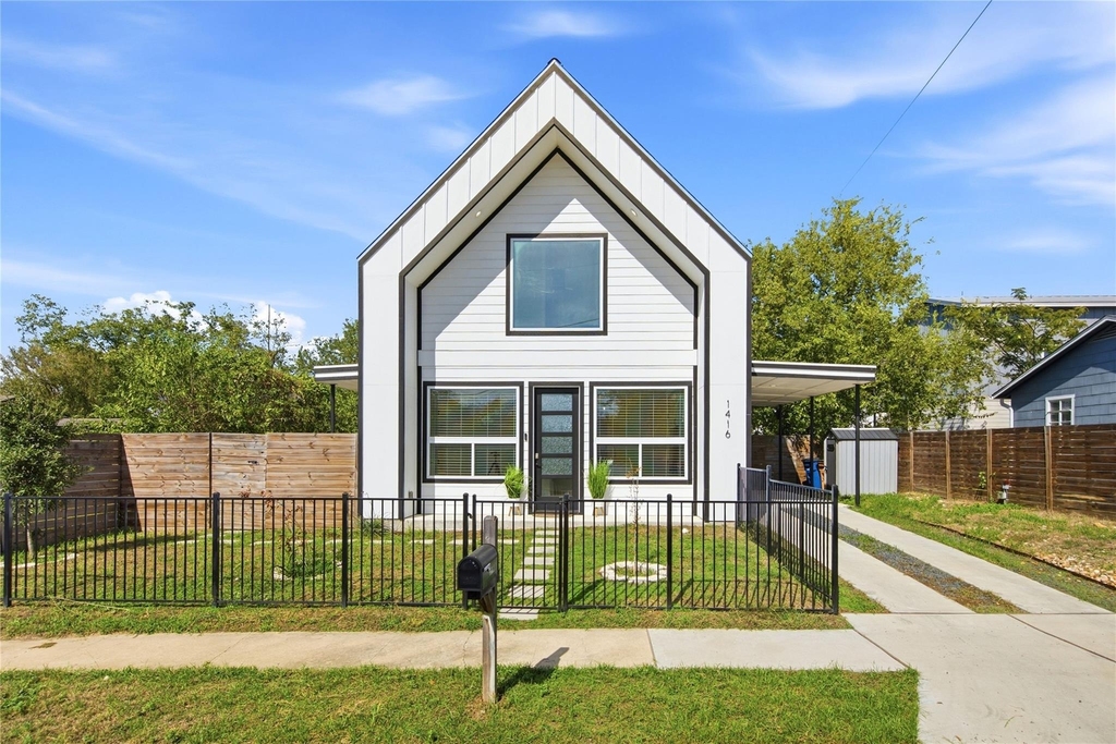 1416 Berene Ave - Photo 0