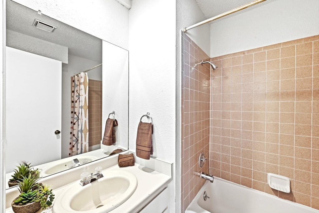 5901 Kevin Kelly Pl - Photo 21