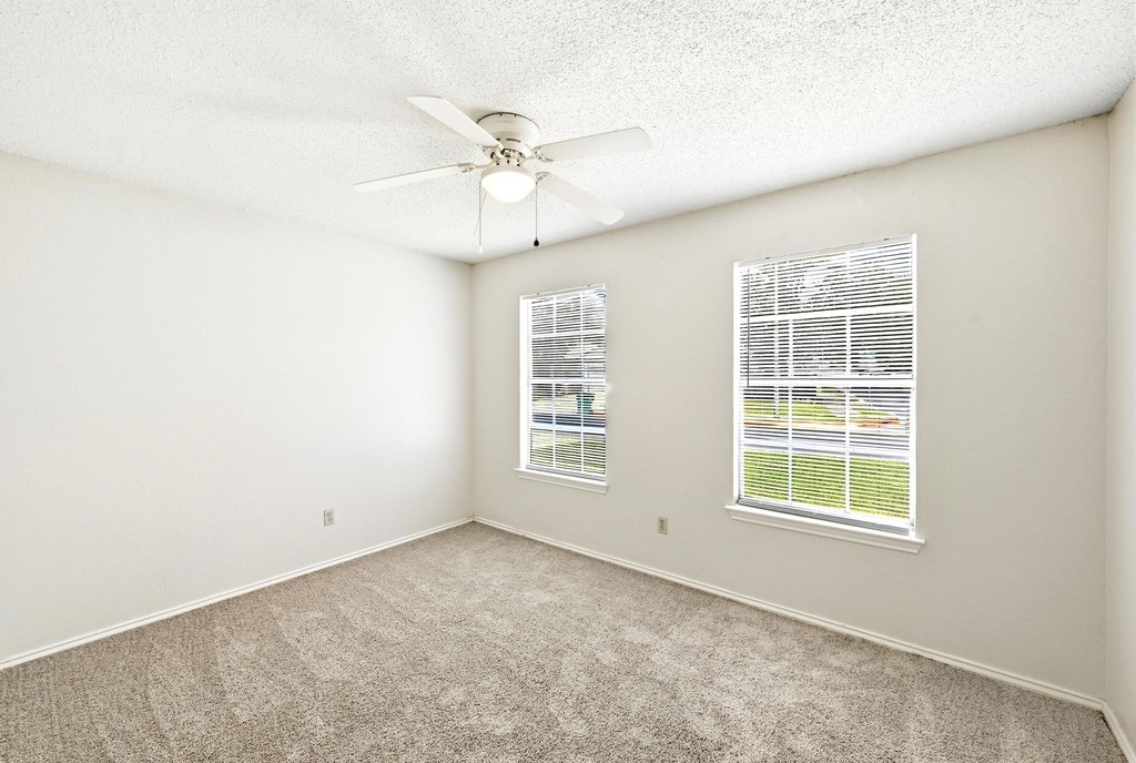 5901 Kevin Kelly Pl - Photo 19