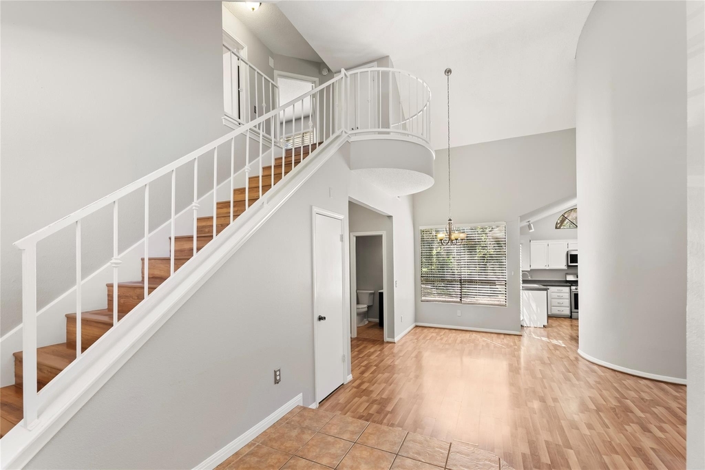 2009 Cervin Blvd - Photo 4