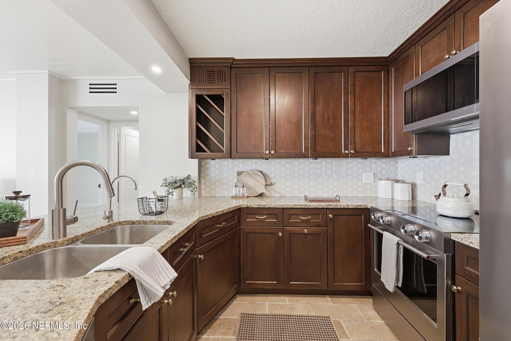 2200 Ocean Drive S - Photo 11