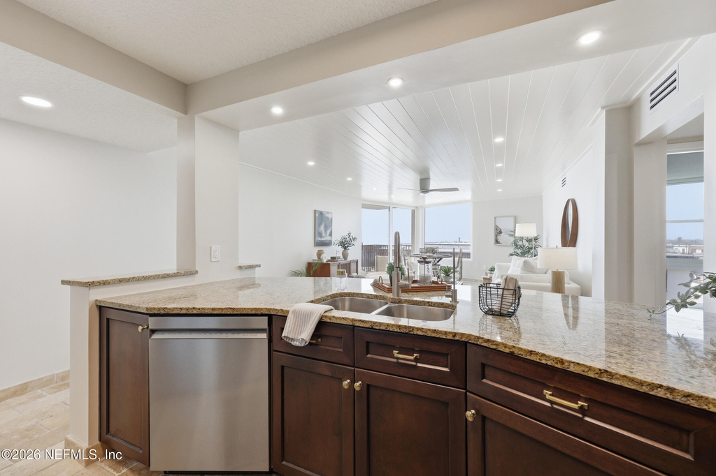 2200 Ocean Drive S - Photo 12